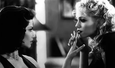 films-showgirls.webp