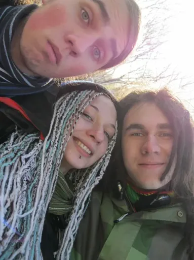 y_57d1c5c4.webp