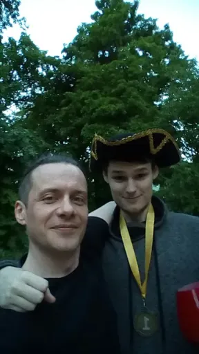 20180505_201132 (360x640).webp
