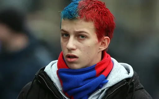 IwlumSszNmg.webp
