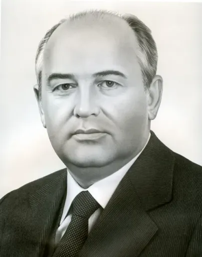 Горбачев.webp